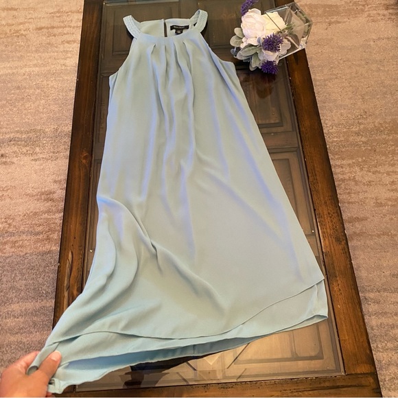 White House Black Market Mint Pastel Dress size 6 asymmetrical hem - Picture 5 of 12